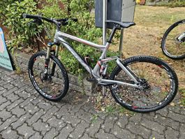 Scott Genius Fullsuspension Mountainbike