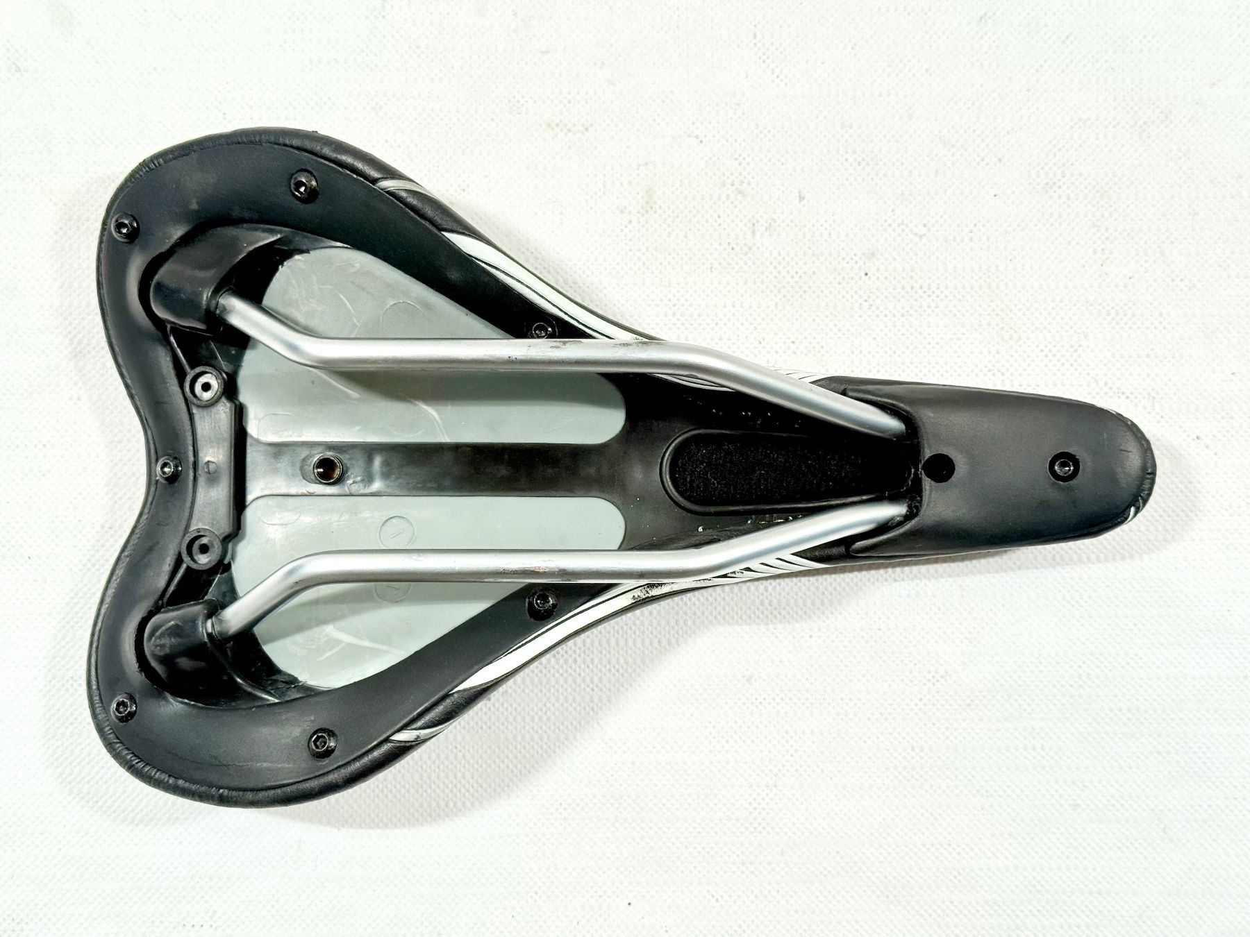 Pezzi di ricambio: OXYGEN LYNX Leather Saddle Sattel 305g – Usato da Luzern venduto da bikeandbeltcom 4