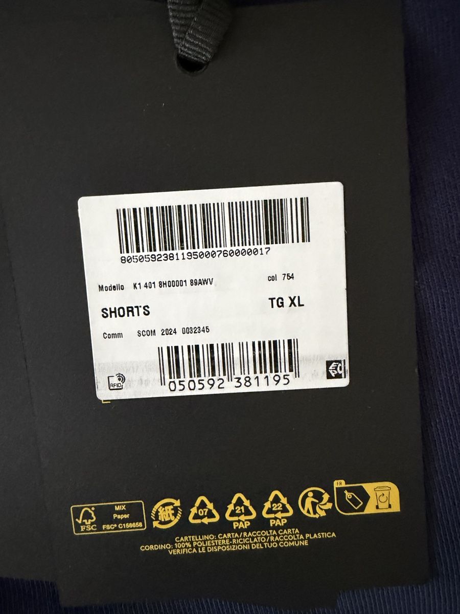 Moncler Pantaloni: Moncler Shorts blau Gr. XL – Nuovo e nell'imballaggio originale da Zürich venduto da ste_vwk8 3