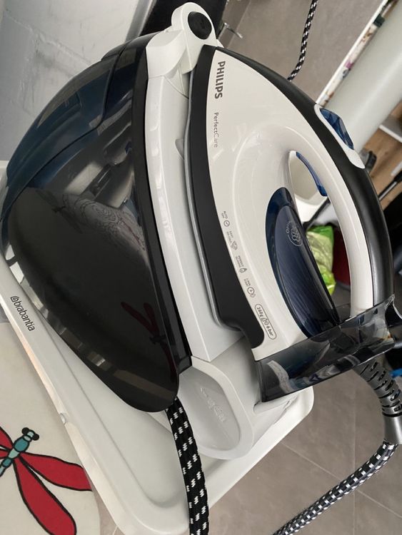 PerfectCare Elite Dampfbügelstation GC9614/20R1