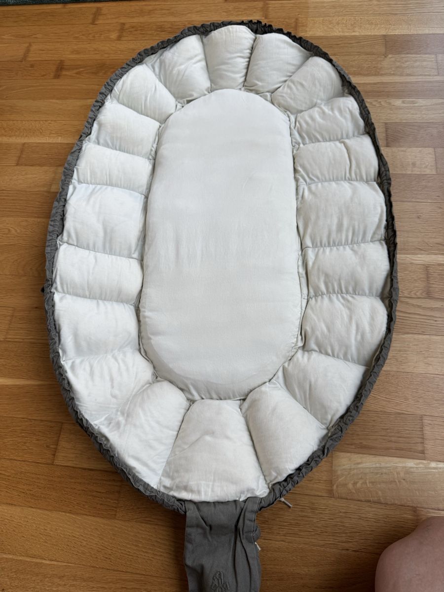 Marsupi portabebè: Sebra Babynest, dark olive – Usato da Zürich venduto da kirschblueten