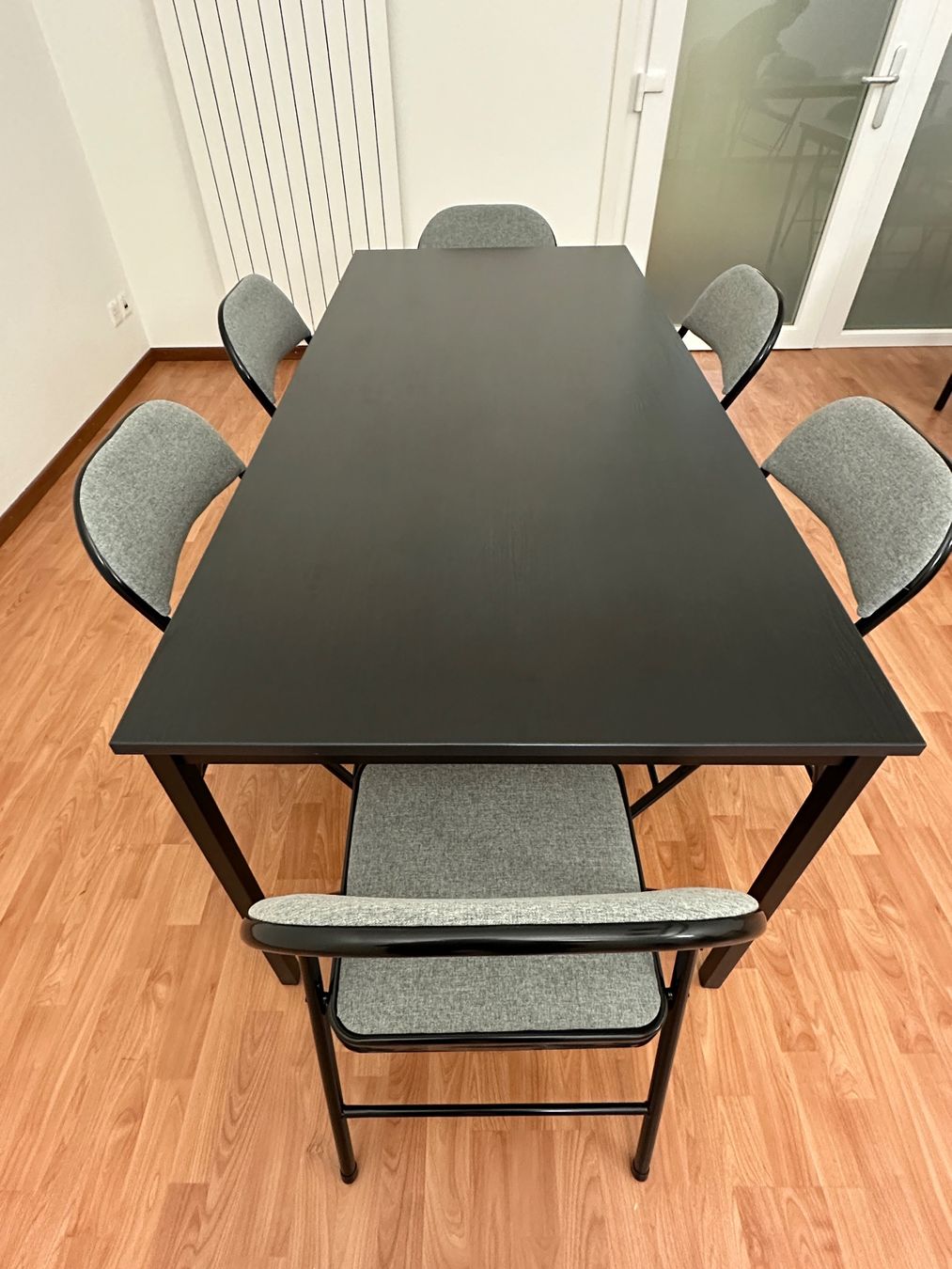 Set di tavolo e panche: Tisch mit 6 Stühlen – Usato da Arisdorf venduto da pinguin71 1