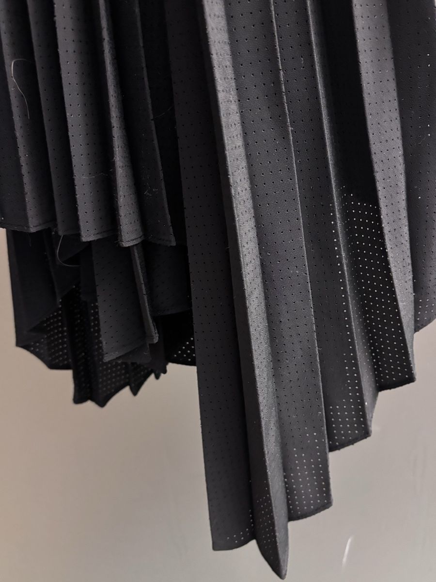 Allsaints Vestiti: Kleid mit Pullunder – Nuovo (secondo la descrizione) da Rüschlikon venduto da cloudy_scotch 3