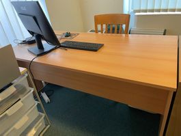 Schreibtisch / Bürotisch, Buche – 159.5 x 79.5 cm