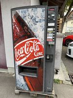 Coca Cola Getränkeautomat