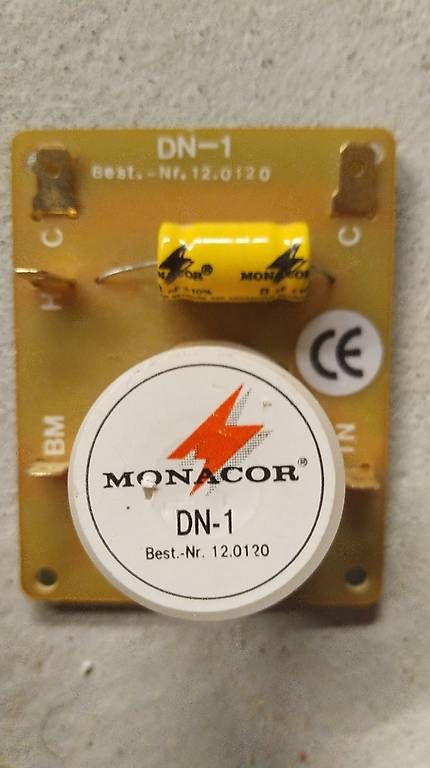 Casse acustiche: 6 Monacor Frequenzweichen DN-1 und DN-7st – Usato da Gossau ZH venduto da tobiwils 1