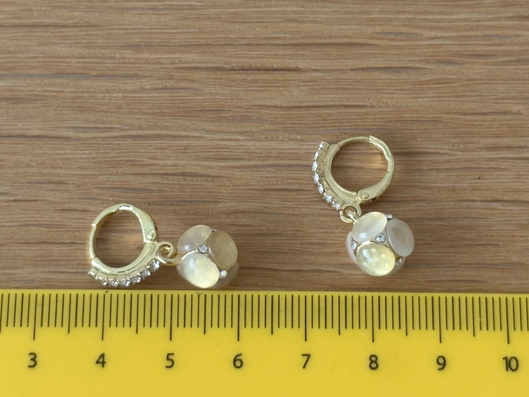 Ohrringe & -stecker: Luxus Elegante Ohrstecker  Goldenfarben – Neu (gemäss Beschreibung) aus Biel-Bienne von Roserosse13 5