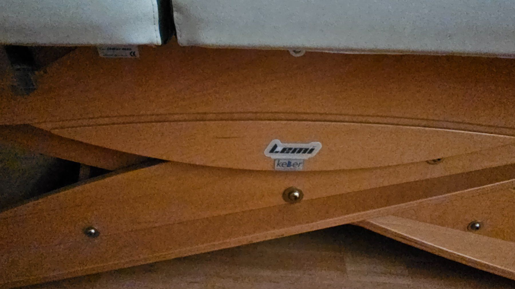 Sedie a sdraio: Massageliege Lemi elektrisch – Usato da Kerzers venduto da athomika 2