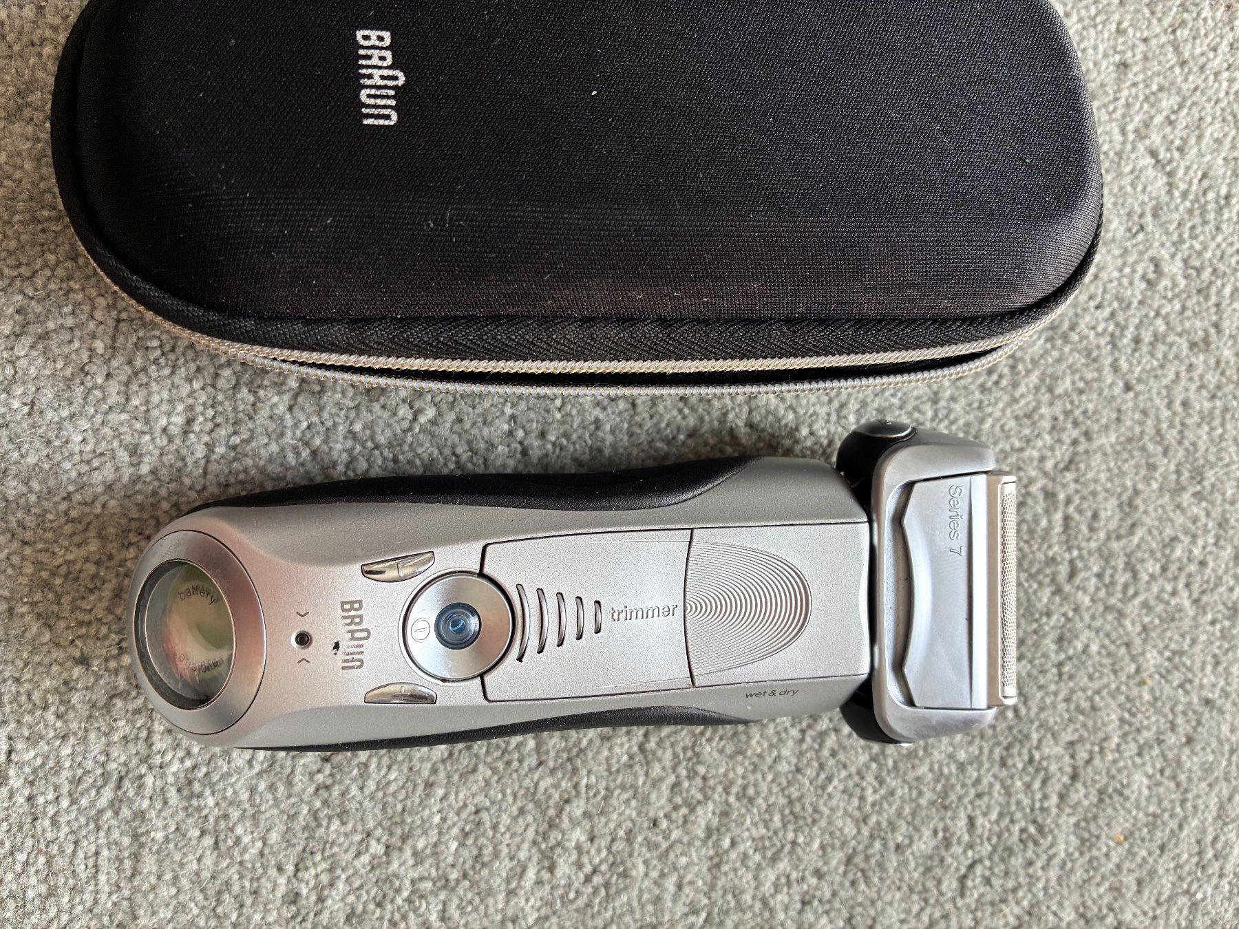 Braun Rasoi & Lamette da barba: Braun series 7 shaver – Usato da Basel venduto da gvi_6txz 2