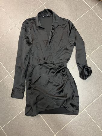 Zara Kleid