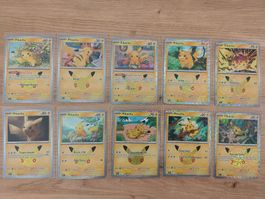 Pokémon 30 ans: lot de 10 cartes Pikachu FR