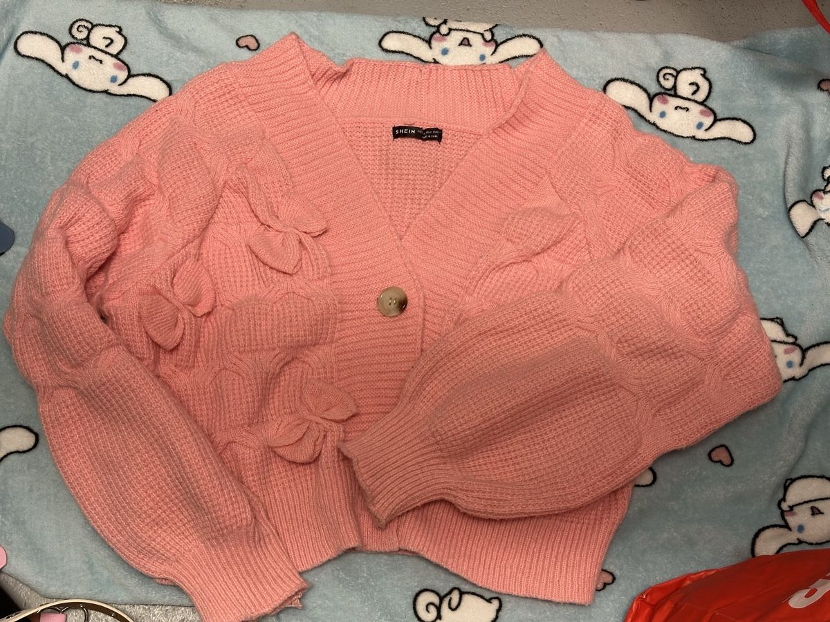 Shein Maglioni & Felpe: Shein Pink Knit Bow Cardigan – Usato da Zofingen venduto da cva_w7vn