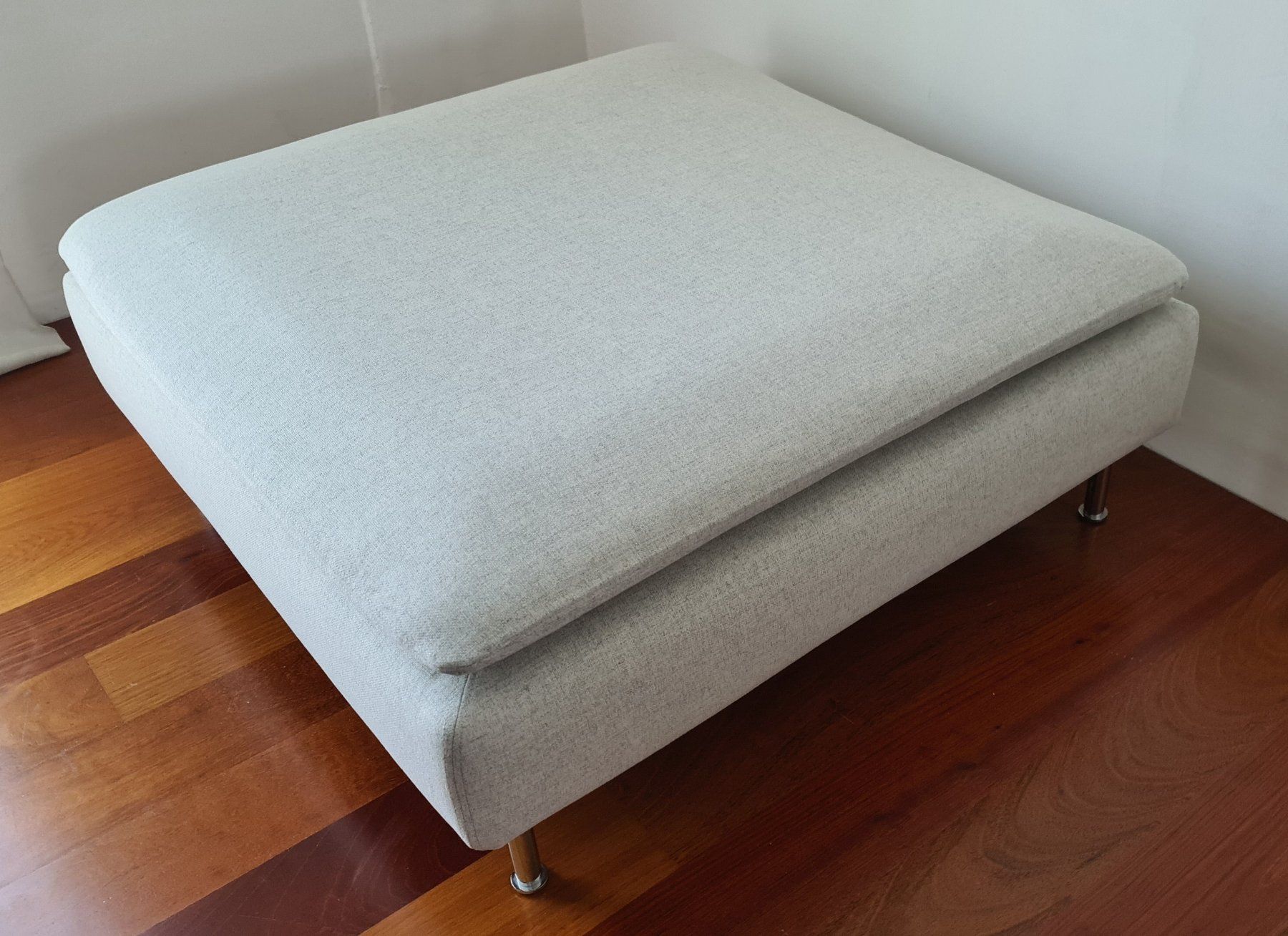 Ikea Hocker: IKEA SÖDERHAMN Hocker - Top Zustand – Gebraucht aus Luzern von monyet 1