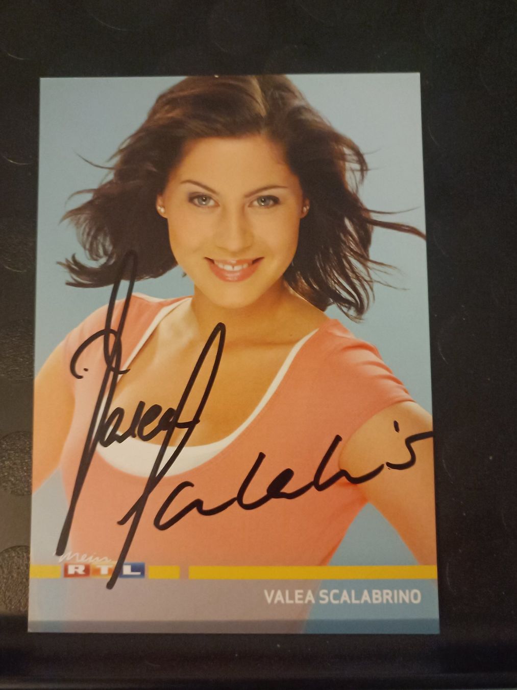 Autografi: Valea Scalabrino - handsigniert – Usato da Menziken venduto da Artographs