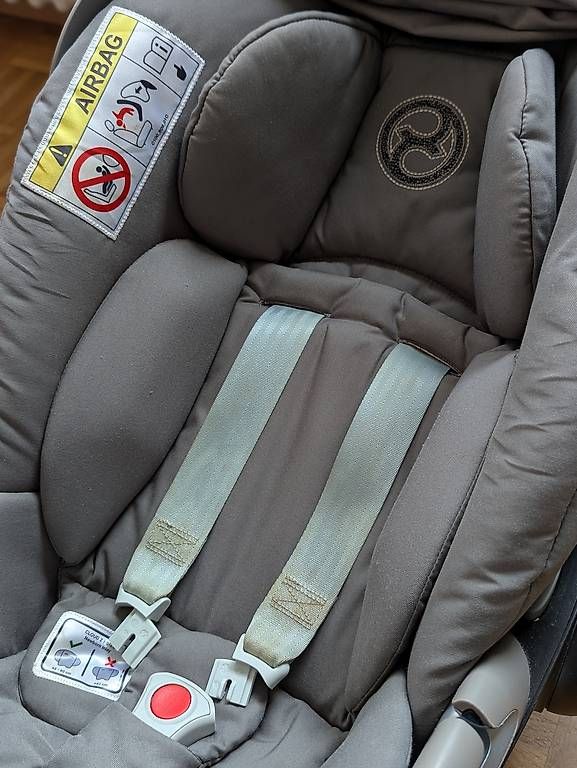 Cybex Seggiolini per auto: 2 Babyschalen Cloud Z i-Size – Usato da Wittenbach venduto da Arnold1503 2