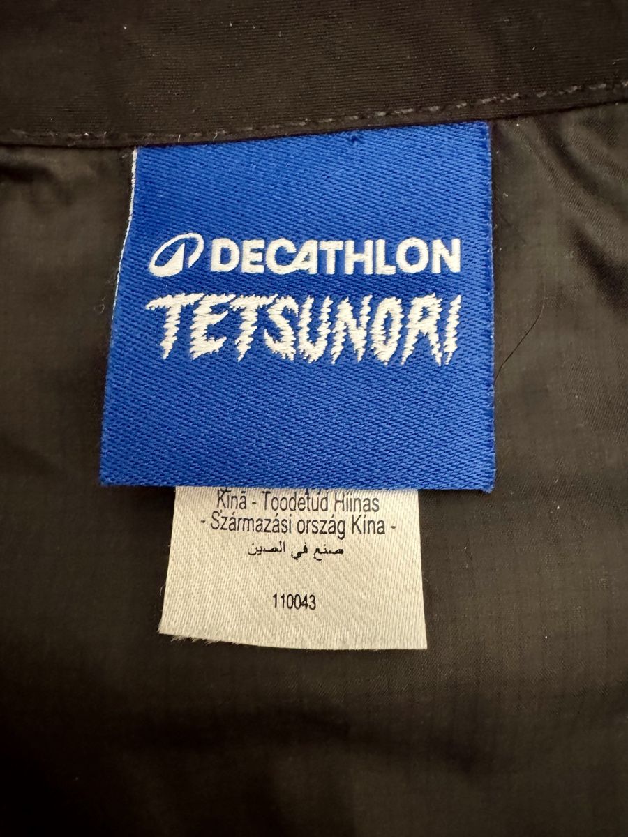 Decathlon Jacken: SLEEVLESS DOWN JACKET DECATHLON X TETSUNORI TAWARAYA COLLAB – Neu und originalverpackt aus Lausanne von joltei 3
