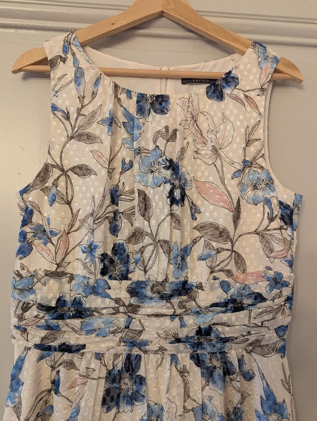 Esprit Robes: sublime robe esprit 38 – Neuf (Voir description) à Montreux par dem_gyt9 1