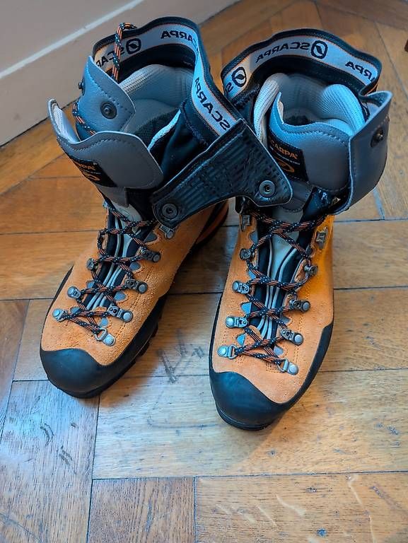 Scarpa Scarpe da uomo: Scarpa Mountaineering Boots - Size 43, Excellent Condition – Usato da Genève venduto da jonas-eschle 2