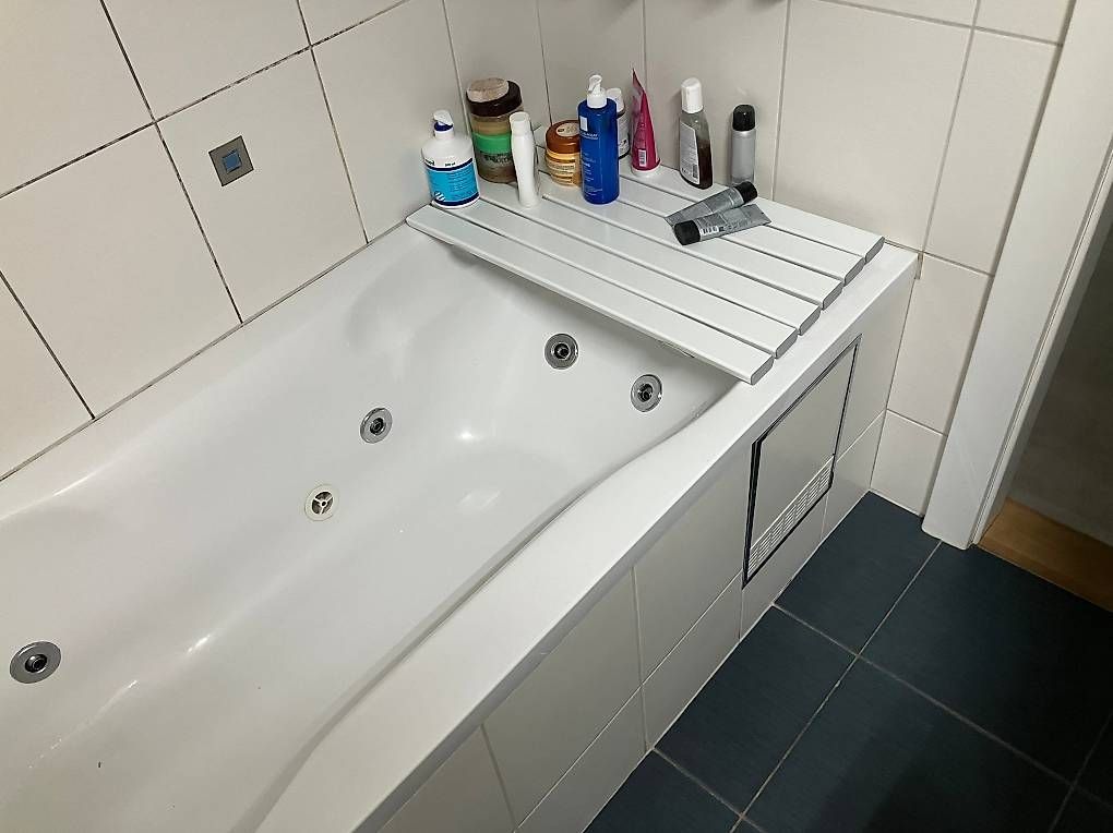 Vasche da bagno: Badewanne mit Sprudel – Usato da Aarau venduto da leu_9v7p 1