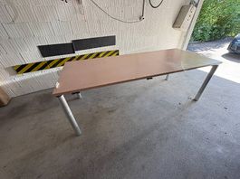 2x grosser Schreibtisch - Abholung in Fällanden