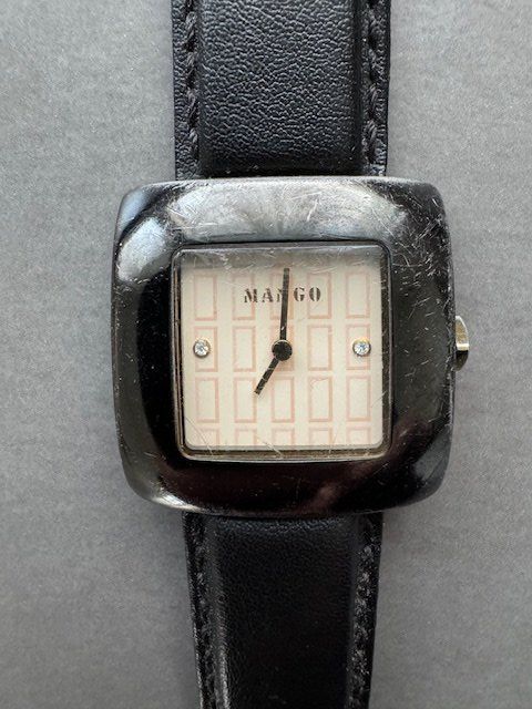 Orologi: MANGO DAMENUHR – Usato da Honau venduto da Ritika