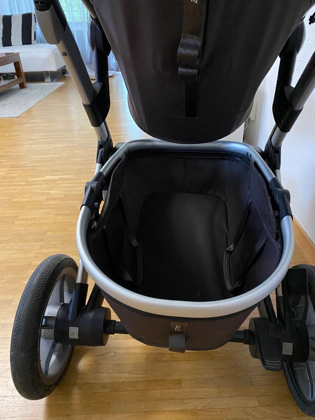 Joolz Kinderwagen: Joolz Geo Kinderwagen + Zubehör – Gebraucht aus Zürich von Nutla 3