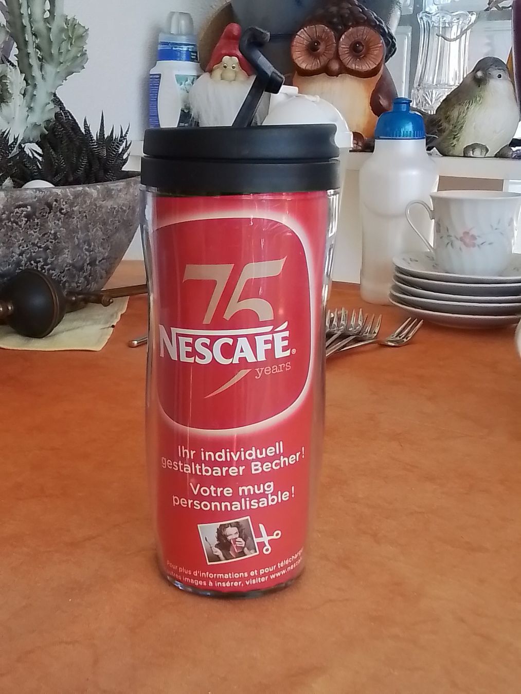 Contenitori & Simili: Nescafé Thermobecher - Individuell gestaltbar – Nuovo (secondo la descrizione) da Oberurnen venduto da DVDL