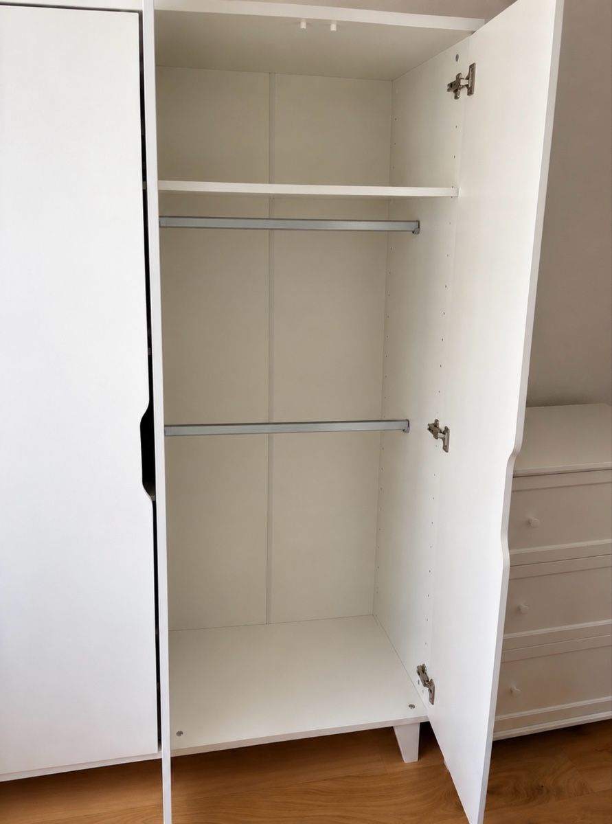 Schränke: Kleiderschrank – Gebraucht aus Oensingen von Liki1990 2