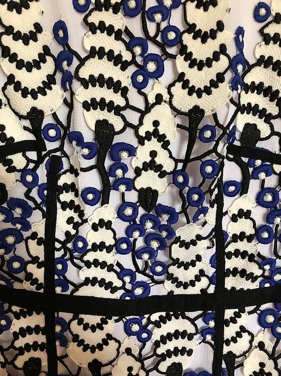 Talbot Runhof Vestiti: Kleid Talbot Runhof 38 blau weiss Spitze – Usato da Oberglatt ZH venduto da jul_nhy7 2