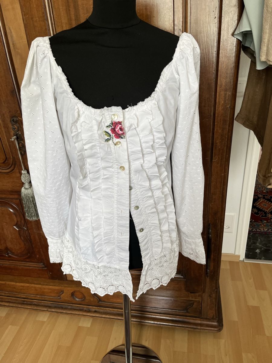 Chemisiers: Blusa con spalle scoperte – D'occasion à Locarno par cichita