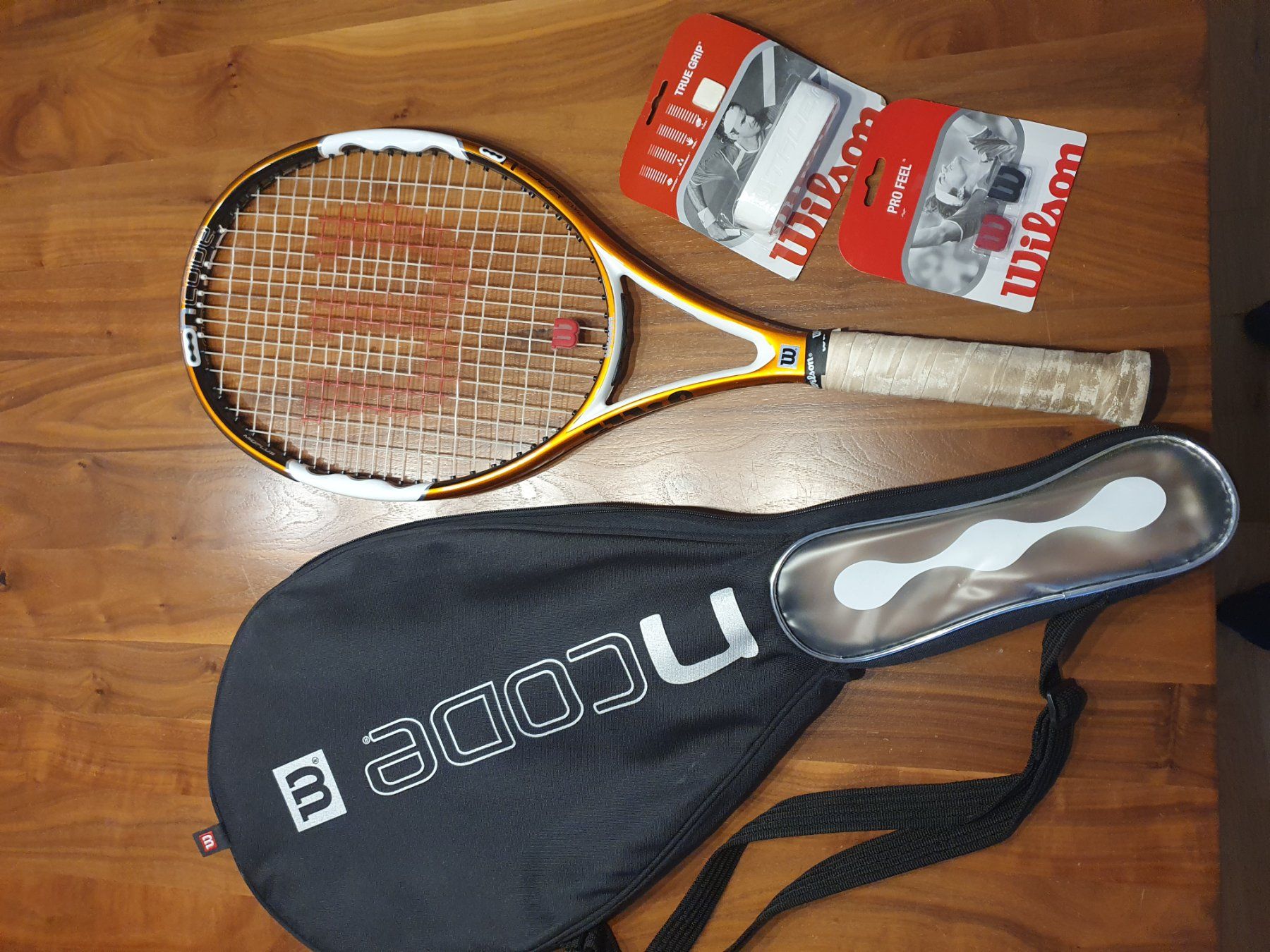 Jouets: Wilson Tennisschläger – D'occasion à Elfingen par mugel91