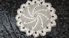 Spitzendeckchen gestrickt Spitzen Deckeli 40cm Weiss