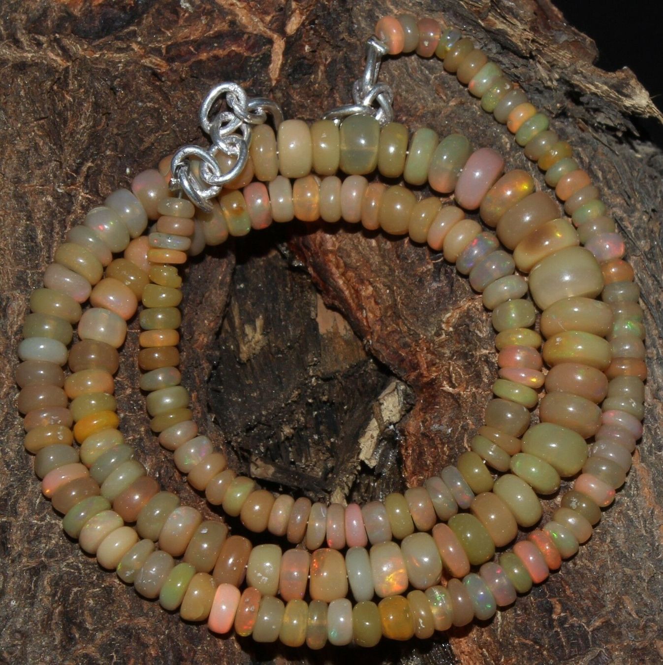Ketten: 64.5 Cts Natural Ethiopian OPAL Collier – Neu und originalverpackt aus Visp von steinschmuckwelt 1