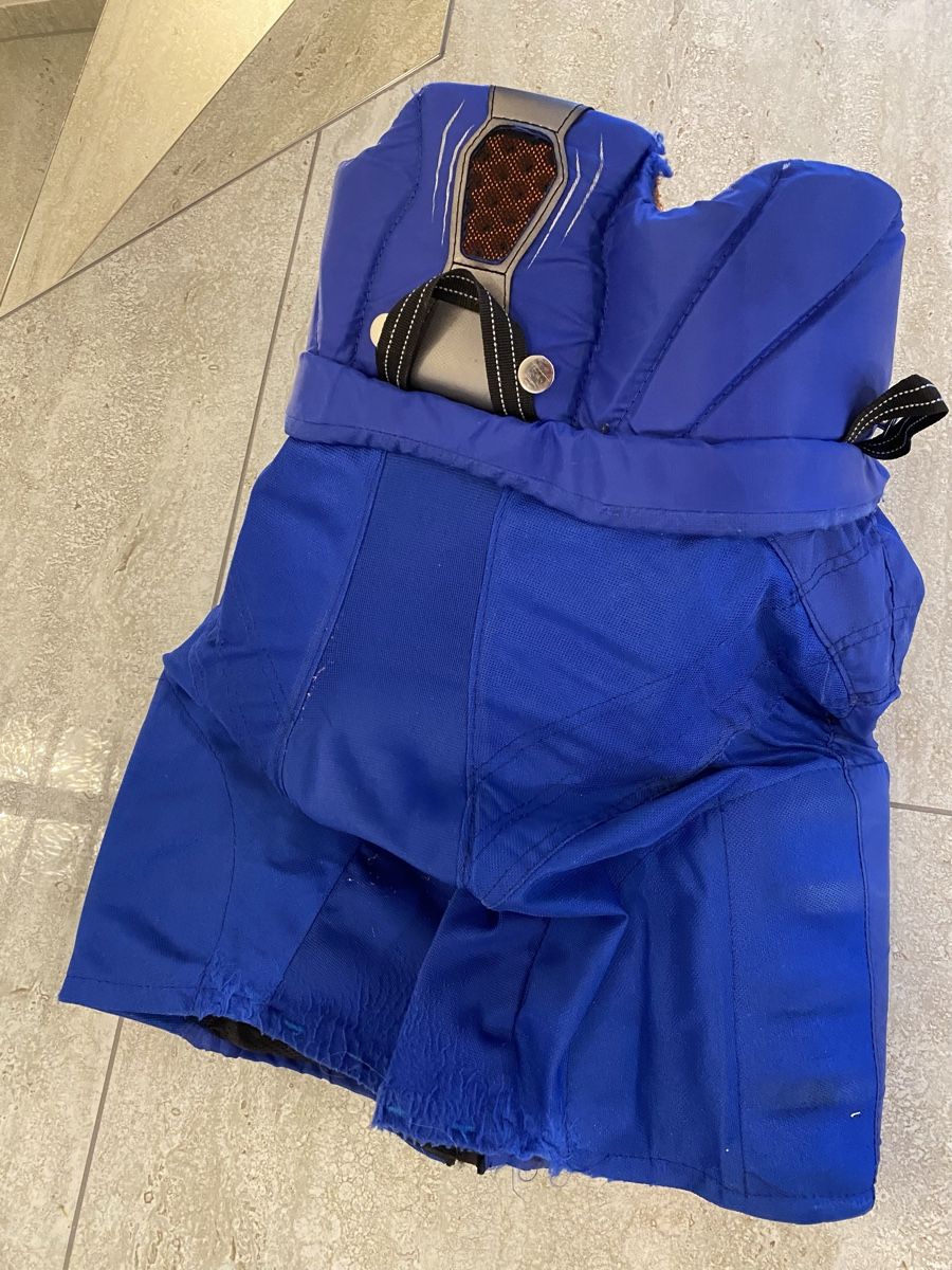 Bauer Anzüge: Bauer Junior L Icehockey Hose und Helm – Gebraucht aus Birrwil von Bendegriz 3