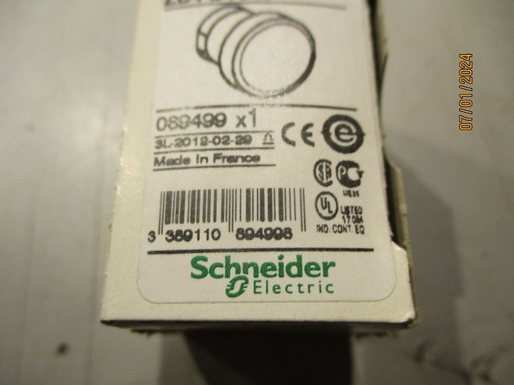 Schneider Elektronikbauteile: SCHNEIDER GROUPE: SCHNEIDER ELECTRIC 089499 – Neu und originalverpackt aus Langnau i. E. von Superseven69 1