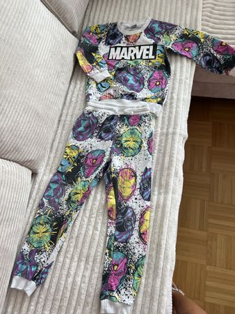 MARVEL TRAINERANZUG GR 128