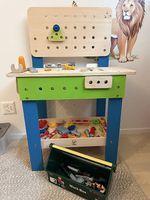 Kinder Werkbank Hape mit Bosch Werkzeugkasten