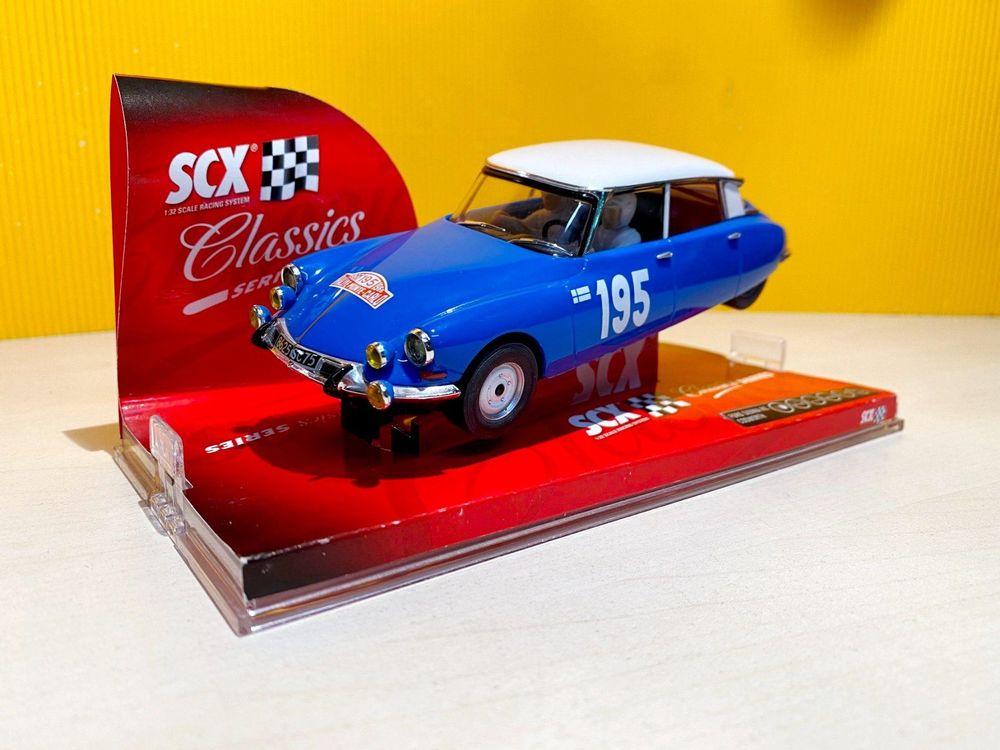 Miniature Corgi 1/43 - Citroën DS 19 Monte Carlo 1965 #75 - Réédition - Bleue