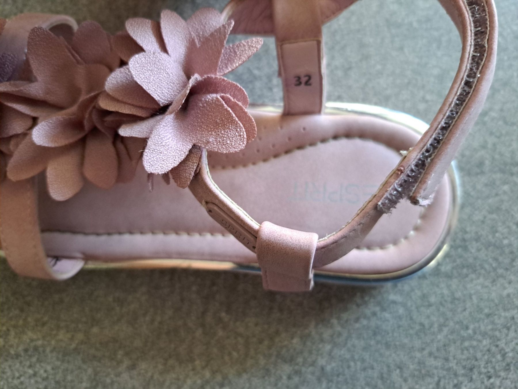 Esprit Chaussures filles: Esprit Sandale Gr 32 – D'occasion à Bünzen par nagyagi111mail 2
