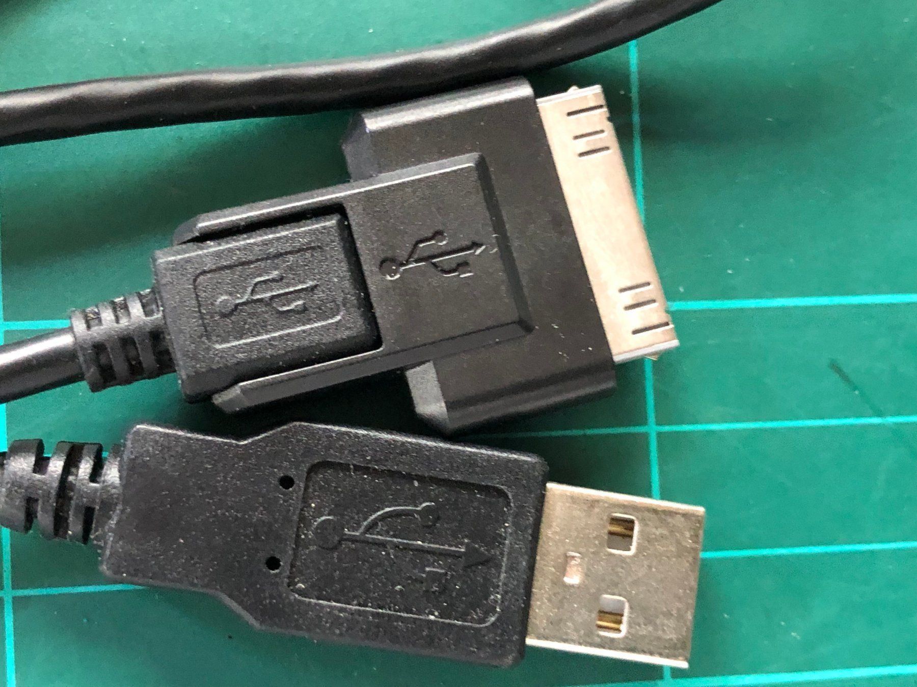 Ladegeräte: USB Ladegeräte 12 + 230 Volt mit Kabel – Gebraucht aus Röschenz von sosojojo13 3