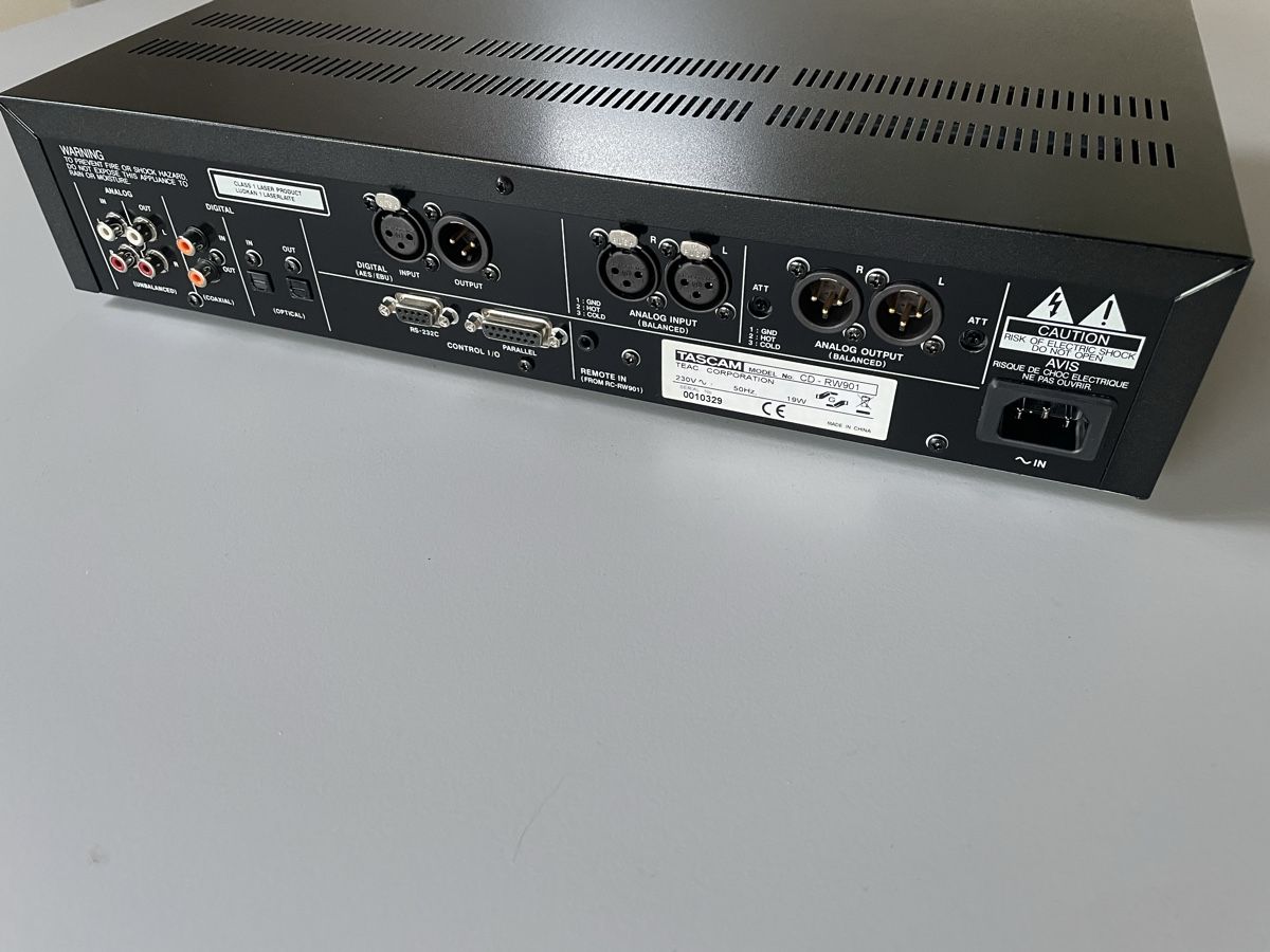 Tascam Sistemi audio & multimediali: TASCAM CD-RW901, CD-Player /-Recorder – Usato da Zürich venduto da haeschesnonid 5