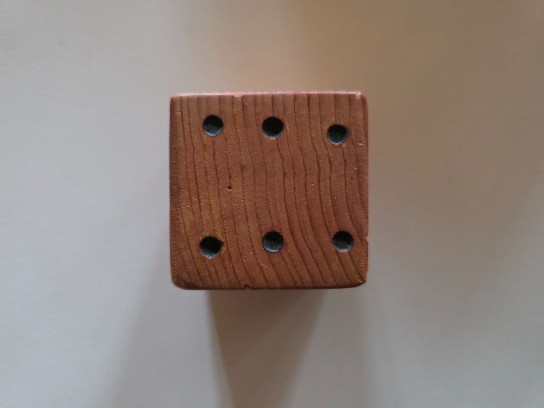 Giochi: Vintage Holz Würfel 5 cm – Usato da Walterswil BE venduto da Lonitti 2