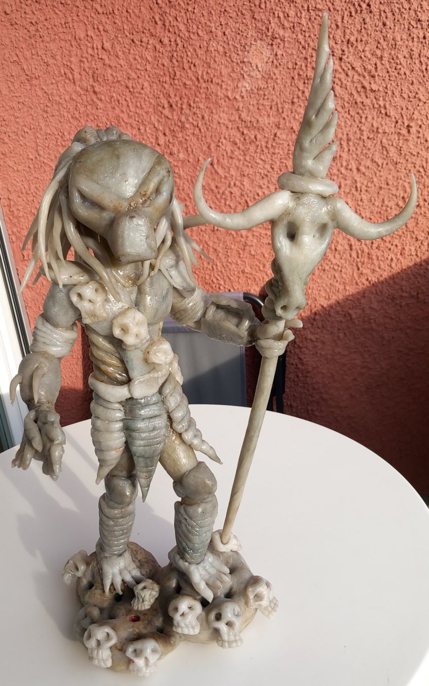 Statuette: Predator Figur, Handarbeit! – Usato da Au ZH venduto da Nostronomo 2