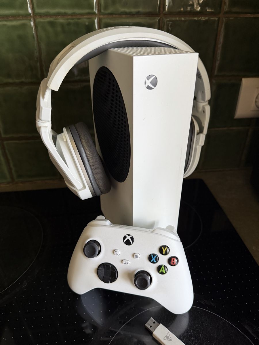 Microsoft Console: XBOX Series S  – Nuovo (secondo la descrizione) da Basel venduto da Brunner.T