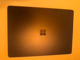 Microsoft Surface Laptop, 7th Edition - Wie neu!