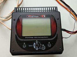 Robbe No. 8471 PowerPeak-E1 universal Akku Ladegerät