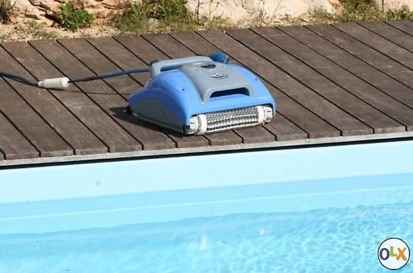 Accessori per Piscine: Poolroboter Dolphin M200 neu – Usato da Brittnau venduto da Pebelalm 1