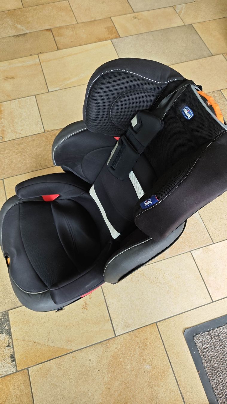 Chicco Seggiolini per auto: Chicco Oasys 2-3 FixPlus – Usato da Wettswil venduto da tho_kjt8 1