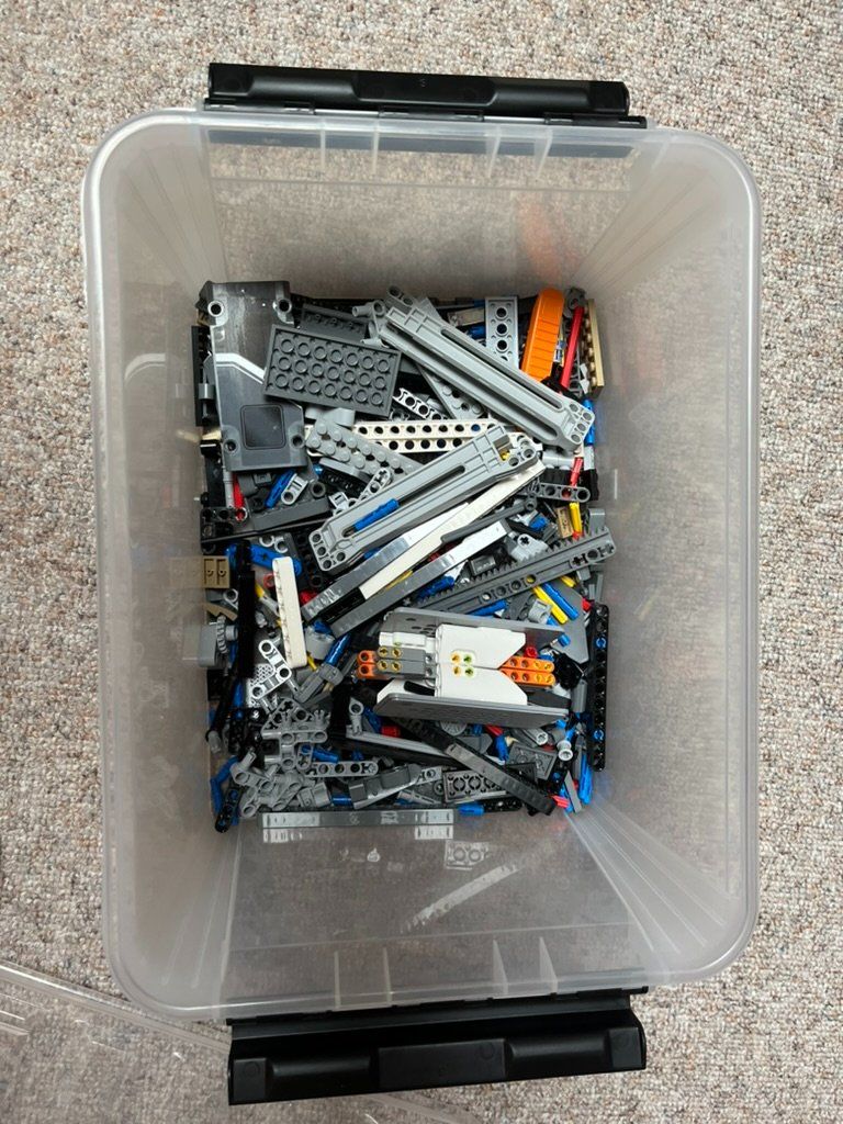 Lego Giocattoli: Lego Technik Fahrzeuge – Usato da Oberrüti venduto da Janik.36 5