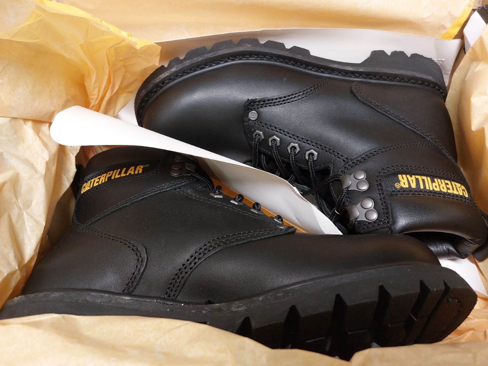 Caterpillar Chaussures hommes: Schuhe – Neuf (Voir description) à Orpund par Sputn1k